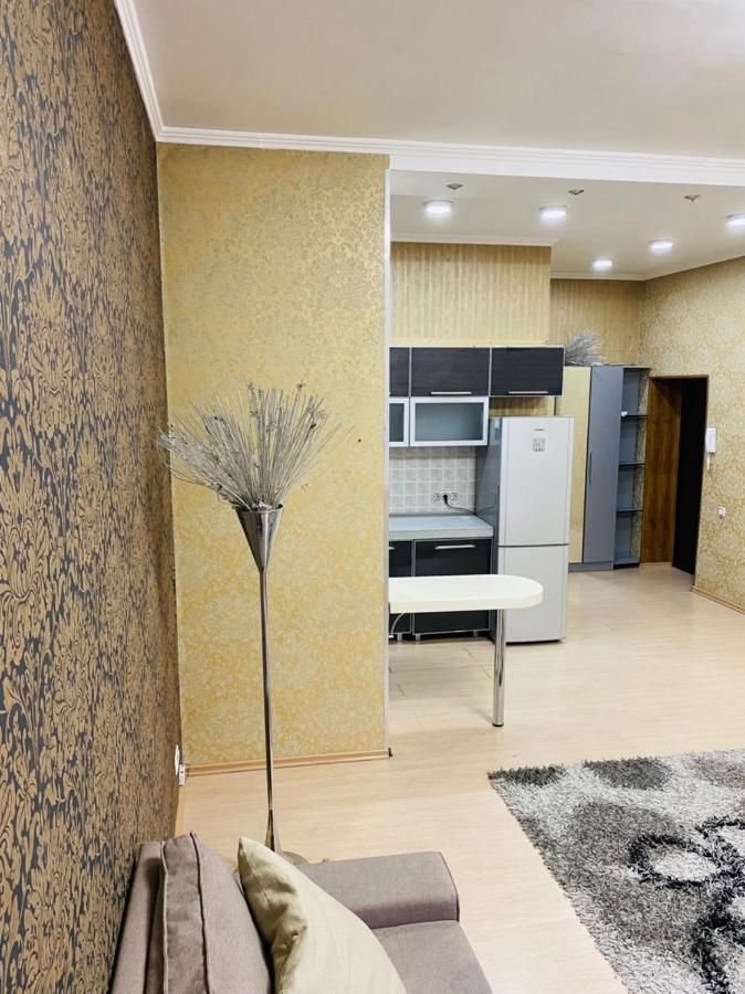 Бульвар Эркиндик74 Bichkek Extérieur photo